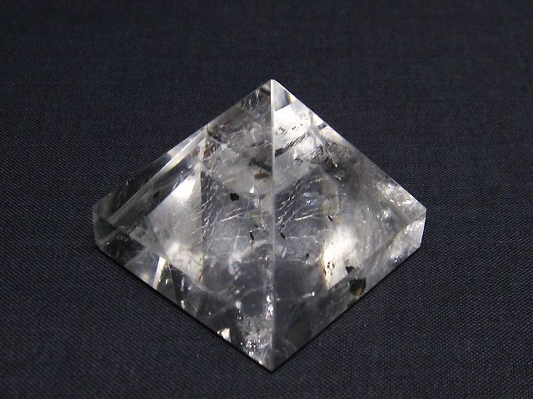 ヒマラヤ水晶ピラミッド[T600-2384] 2枚目