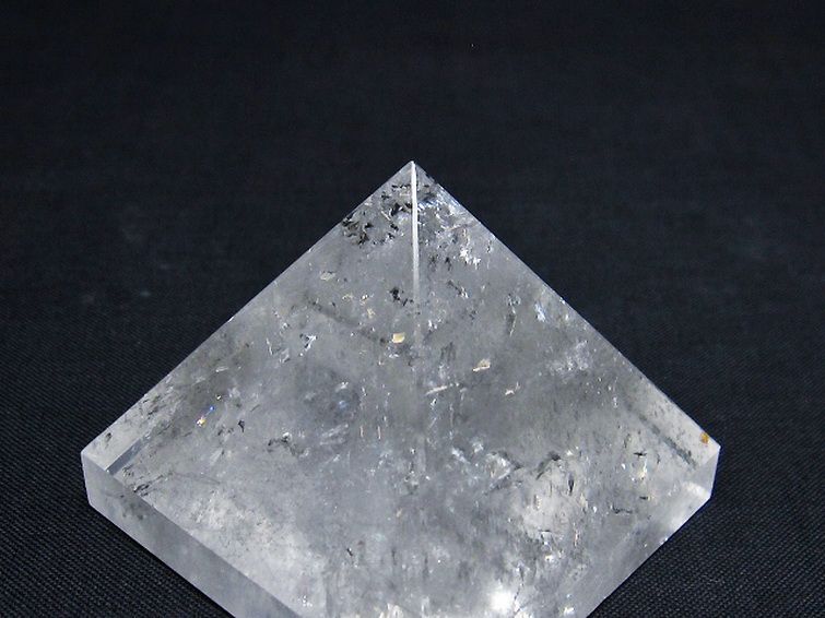 ヒマラヤ水晶ピラミッド[T600-2421] 3枚目