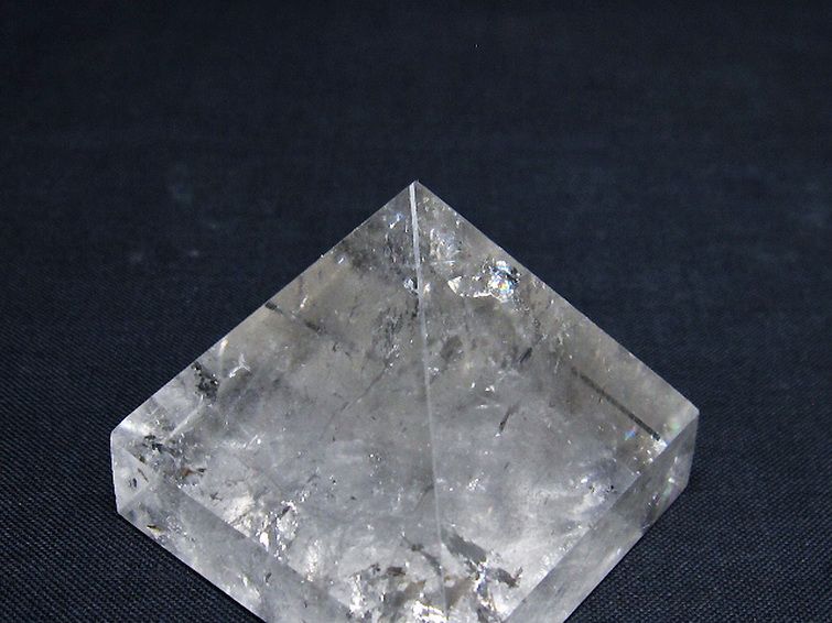 ヒマラヤ水晶ピラミッド[T600-2428] 3枚目