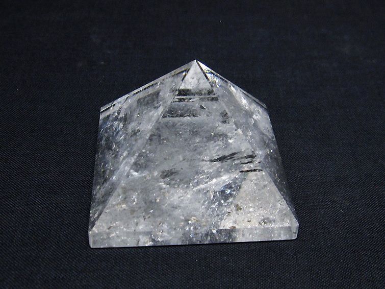ヒマラヤ水晶ピラミッド[T600-2430] 1枚目