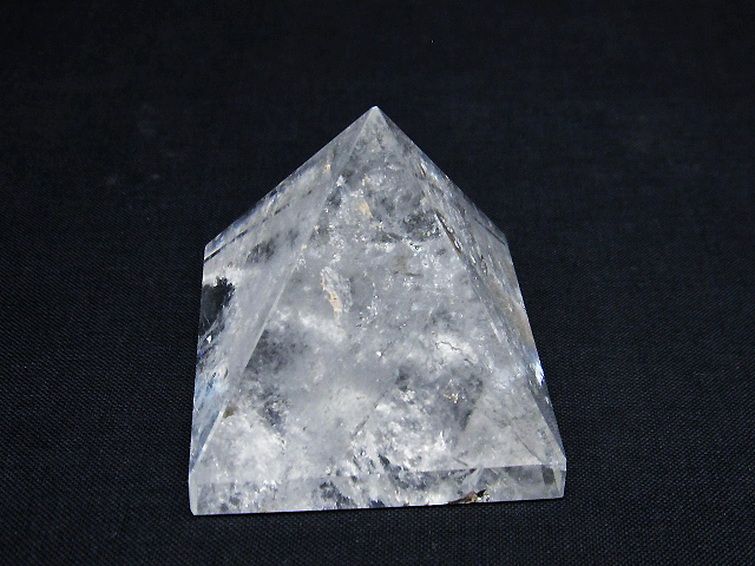 ヒマラヤ水晶ピラミッド[T600-2438] 1枚目