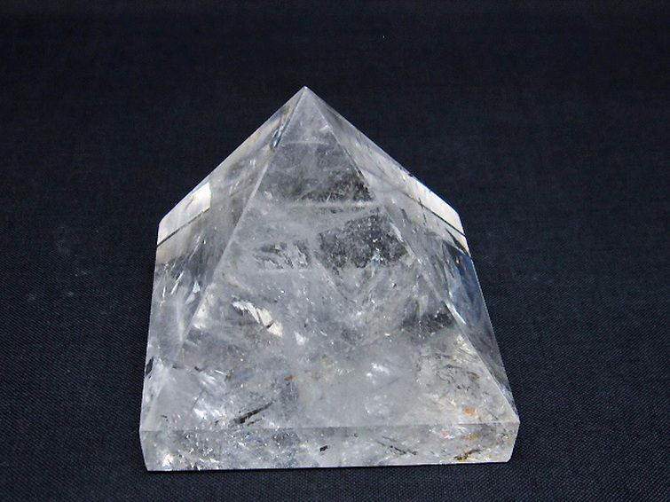 ヒマラヤ水晶ピラミッド[T600-2458] 1枚目
