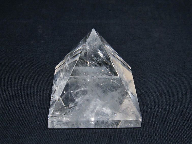 ヒマラヤ水晶ピラミッド[T600-2490] 1枚目