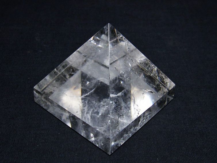 ヒマラヤ水晶ピラミッド[T600-2494] 2枚目