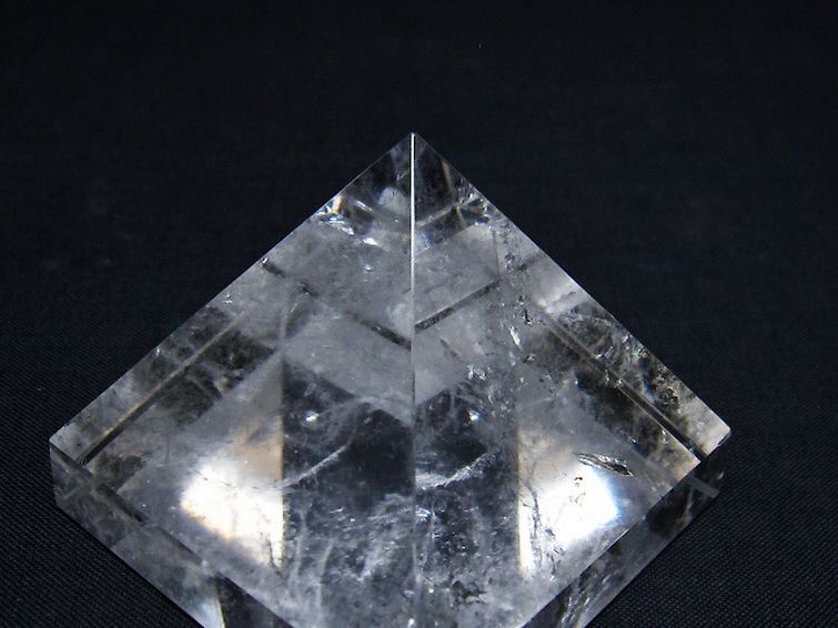 ヒマラヤ水晶ピラミッド[T600-2494] 3枚目