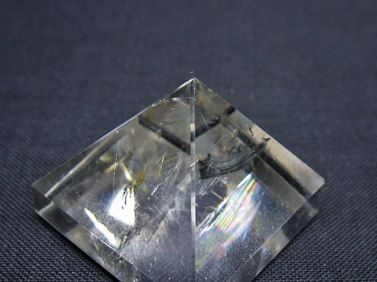 ヒマラヤ水晶ピラミッド [t600-2573] 3枚目