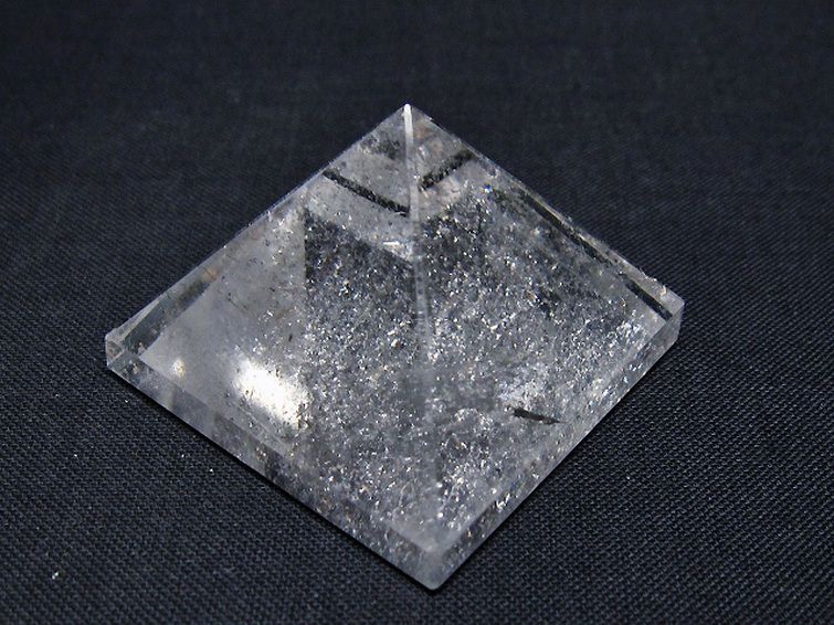 ヒマラヤ水晶ピラミッド[T600-2660] 2枚目