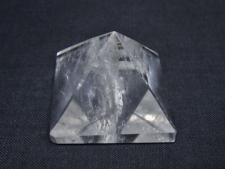 ヒマラヤ水晶ピラミッド[T600-2661] 1枚目