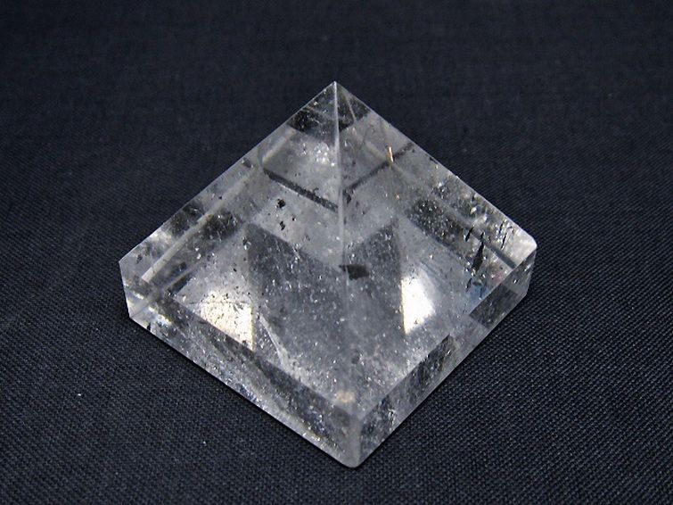 ヒマラヤ水晶ピラミッド[T600-2669] 2枚目