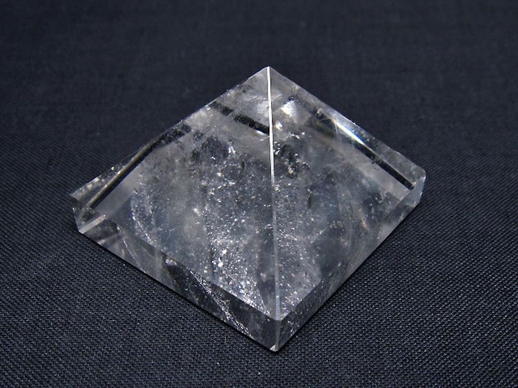 ヒマラヤ水晶ピラミッド[T600-2683] 2枚目
