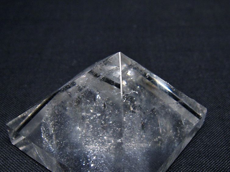 ヒマラヤ水晶ピラミッド[T600-2683] 3枚目