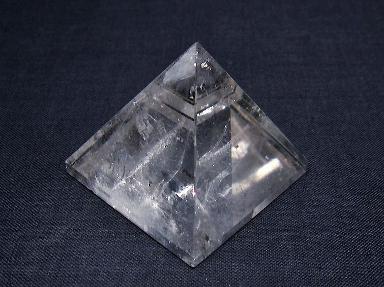 ヒマラヤ水晶ピラミッド [t600-2686] 2枚目