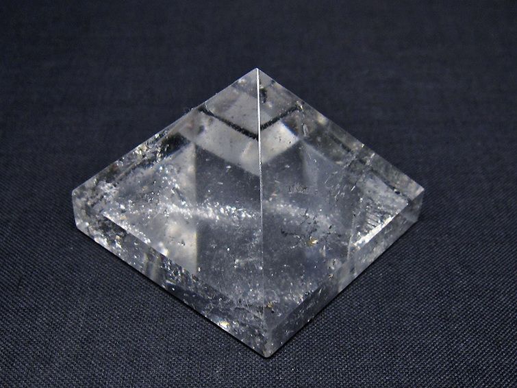 ヒマラヤ水晶ピラミッド [t600-2688] 2枚目