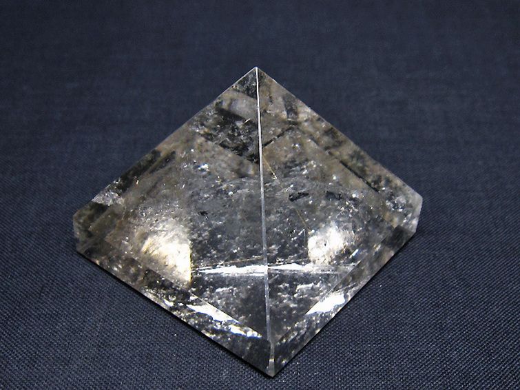ヒマラヤ水晶ピラミッド[T600-2691] 2枚目