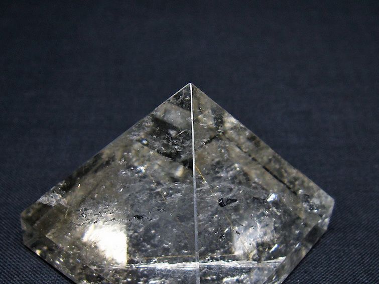 ヒマラヤ水晶ピラミッド[T600-2691] 3枚目