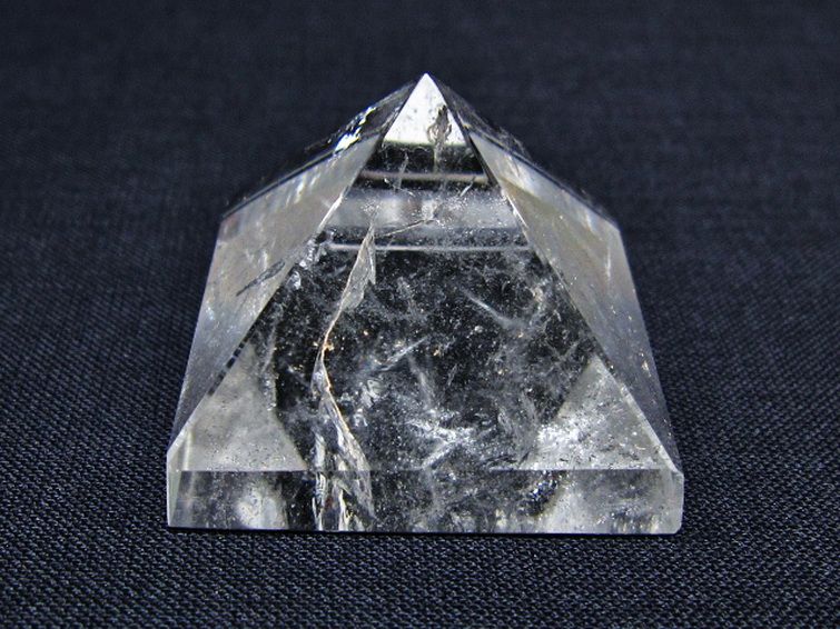 ヒマラヤ水晶ピラミッド [t600-2725] 1枚目