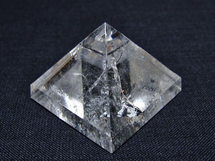 ヒマラヤ水晶ピラミッド [t600-2725] 3枚目