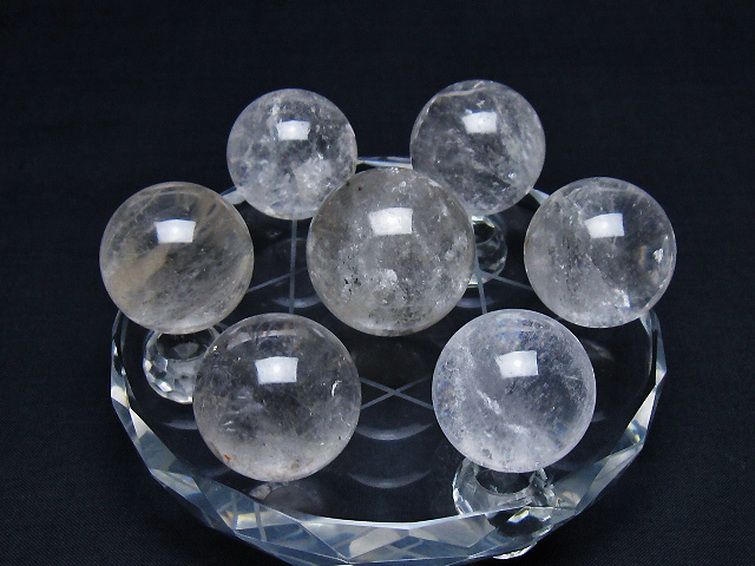 ヒマラヤ水晶 丸玉 七星陣 30mm [t602-2507] 1枚目