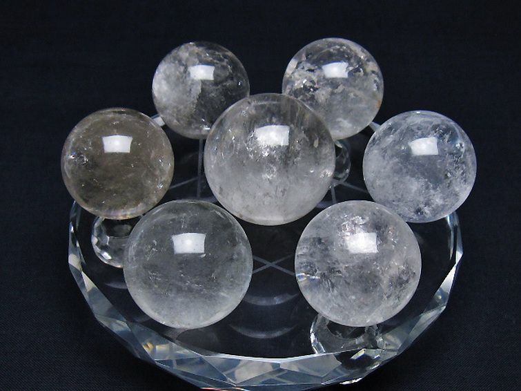ヒマラヤ水晶 丸玉 七星陣 32mm [t602-2516] 1枚目