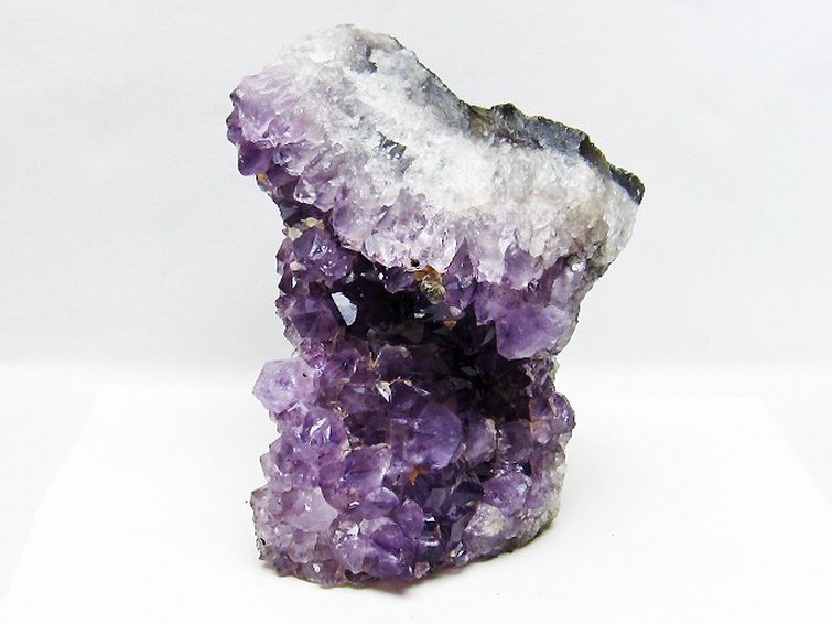 1.6Kg ブラジル産 ファントムアメジストクラスター [t603-9644] 1枚目