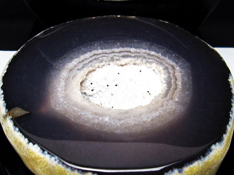 1.7Kg ペア水晶トレジャーメノウ[T604-7546] 2枚目