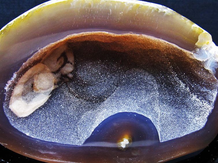 1.3Kg ペア水晶トレジャーメノウ[T604-7692] 3枚目