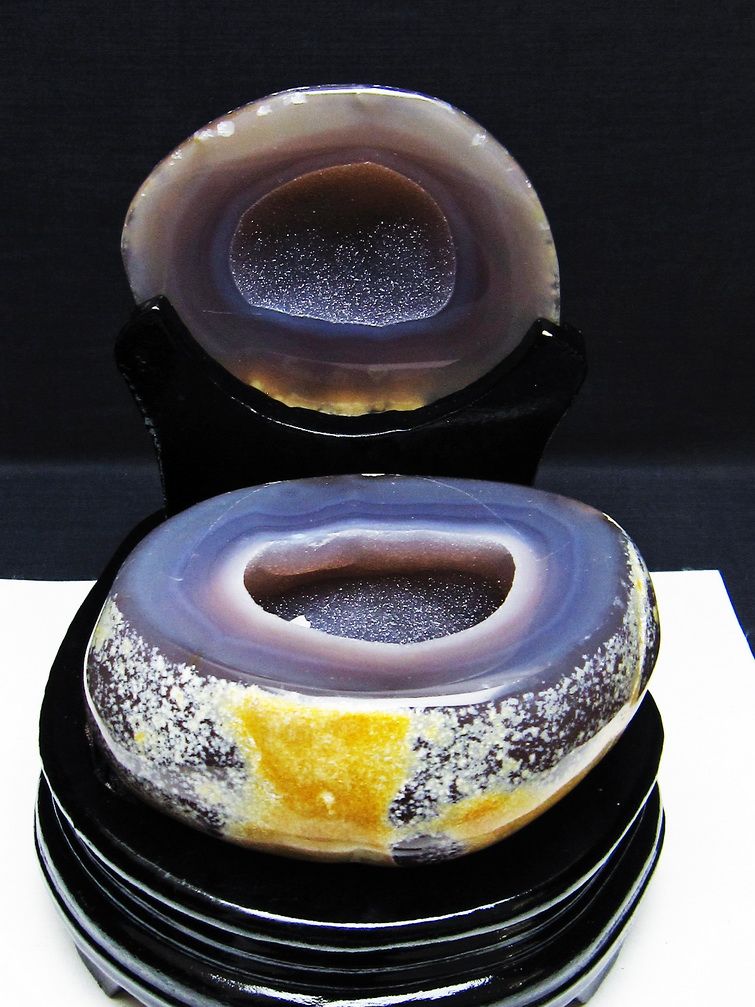 1.2Kg ペア水晶トレジャーメノウ[T604-7705] 1枚目