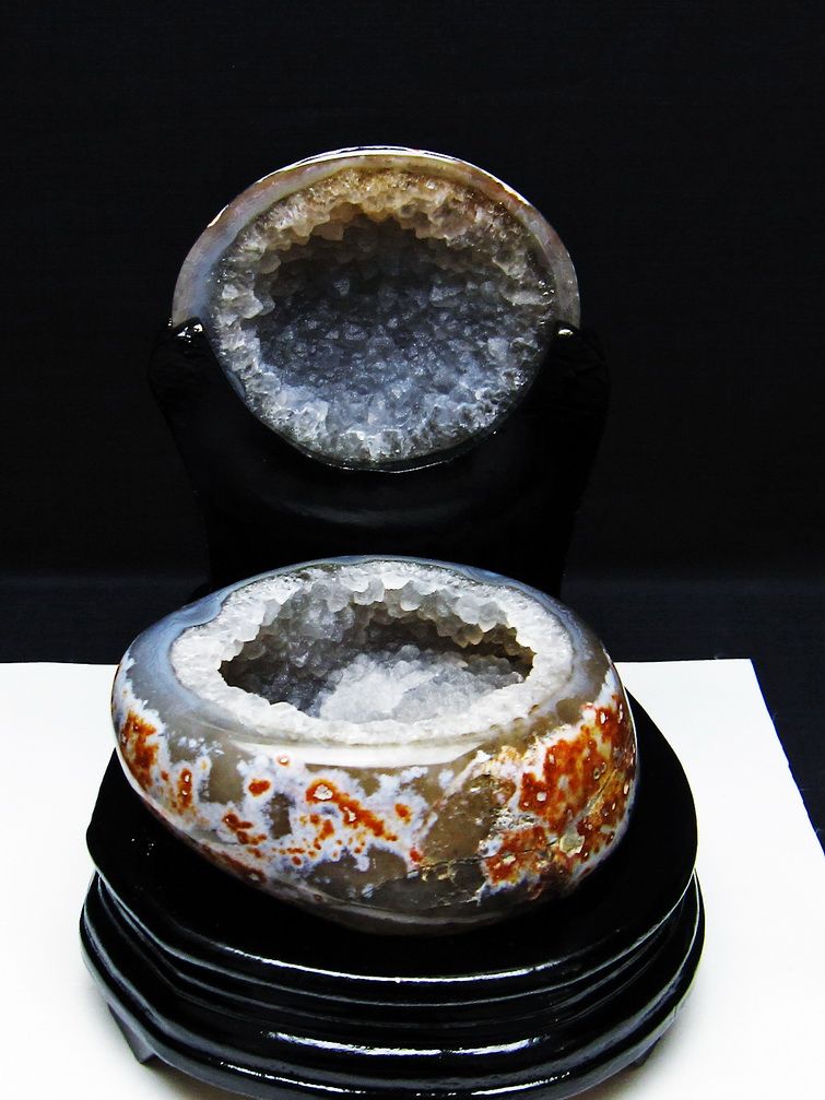 1.1Kg ペア水晶トレジャーメノウ[T604-7725] 1枚目