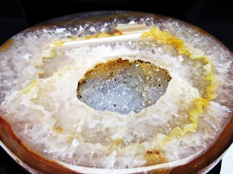 1.6Kg ペア水晶トレジャーメノウ[T604-7736] 2枚目