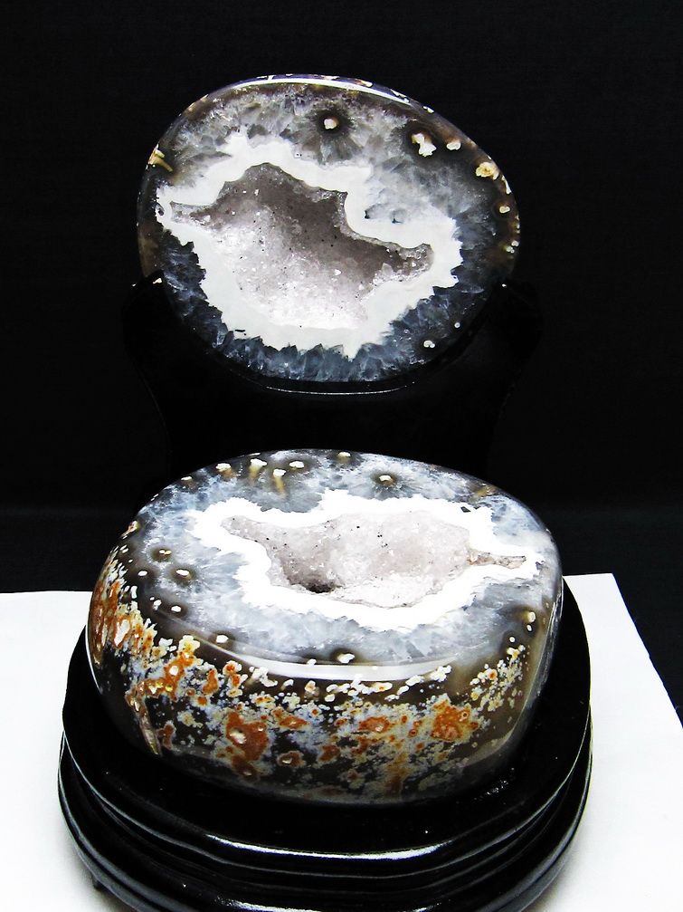 2.8Kg ペア水晶トレジャーメノウ [t604-7740] 1枚目