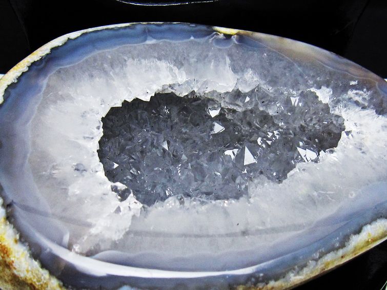 1.8Kg ペア水晶トレジャーメノウ [t604-7756] 2枚目