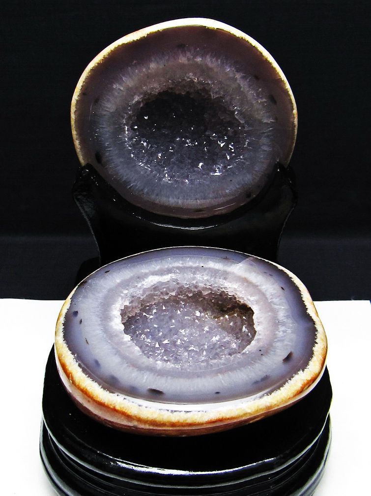 1.5Kg ペア水晶トレジャーメノウ[T604-7761] 1枚目