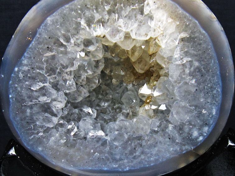 1.7Kg ペア水晶トレジャーメノウ[T604-7787] 3枚目