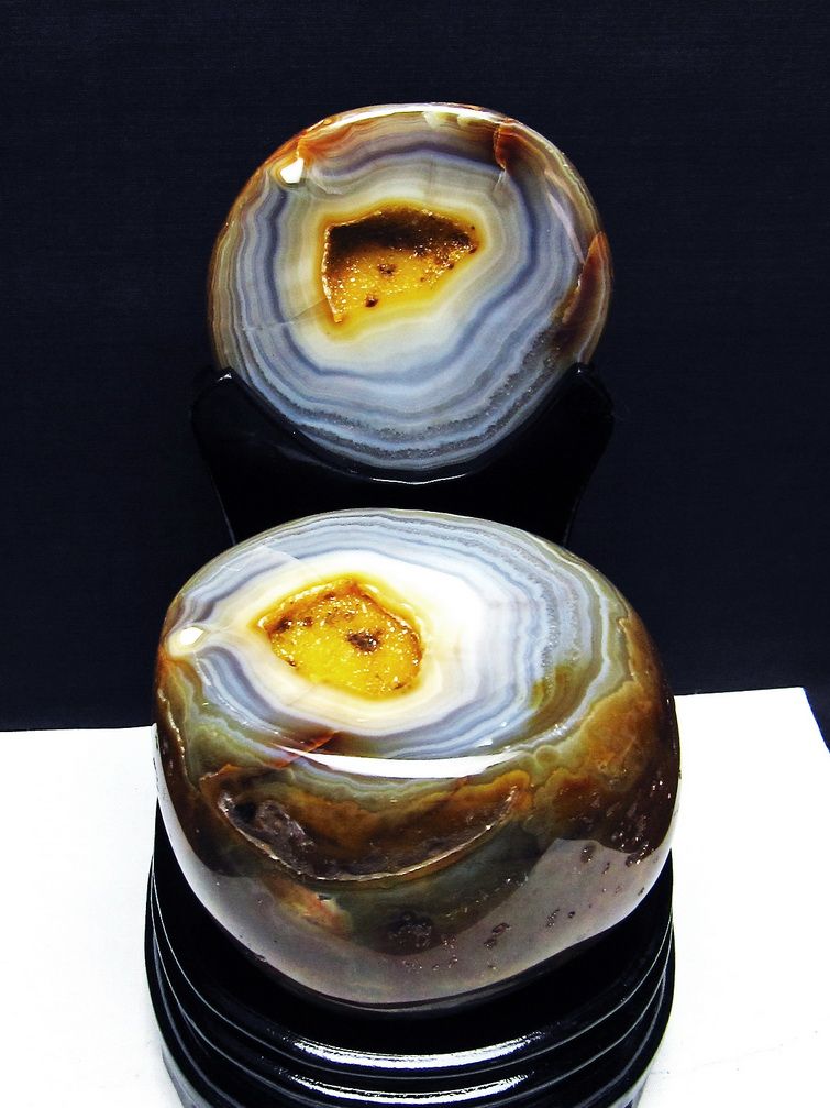 2.1Kg ペア水晶トレジャーメノウ [t604-7843] 1枚目