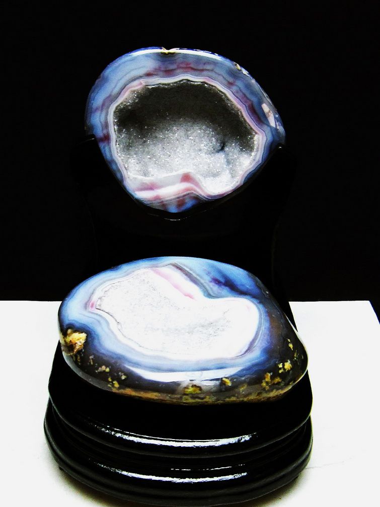 1.1Kg ペア水晶トレジャーメノウ [t604-7883] 1枚目