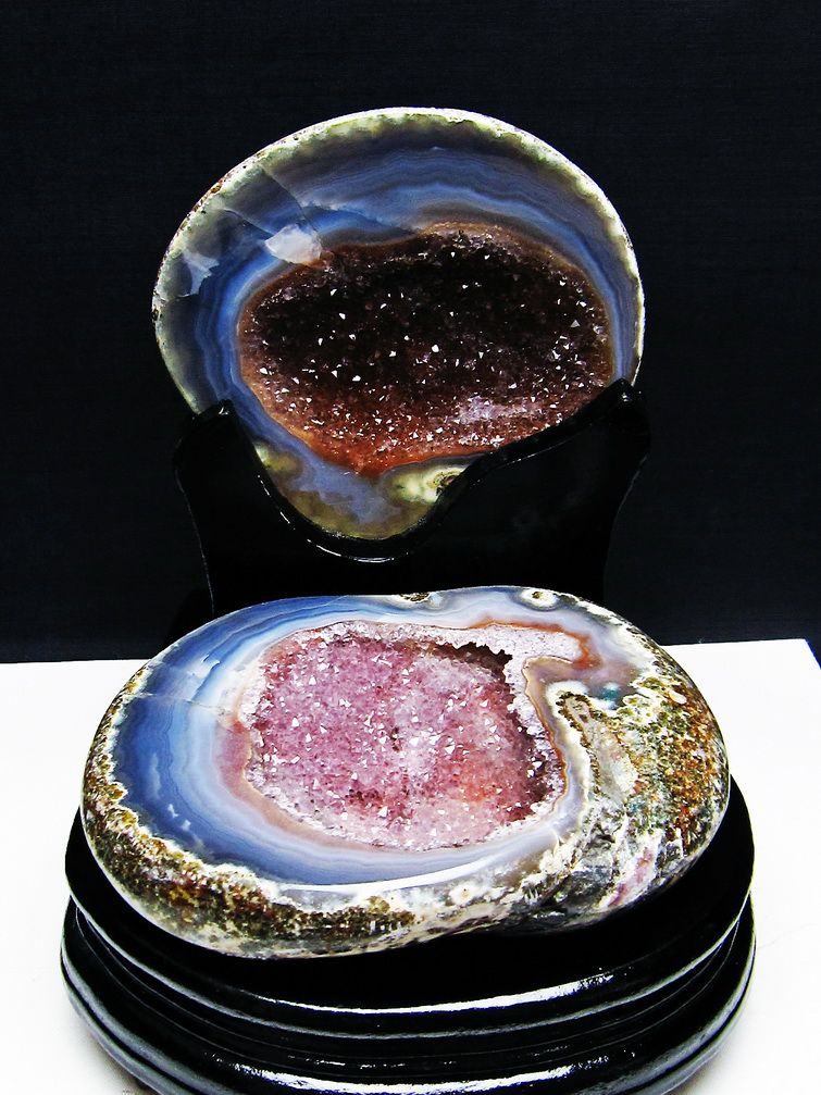 1.2Kg ペア水晶トレジャーメノウ [t604-7944] 1枚目