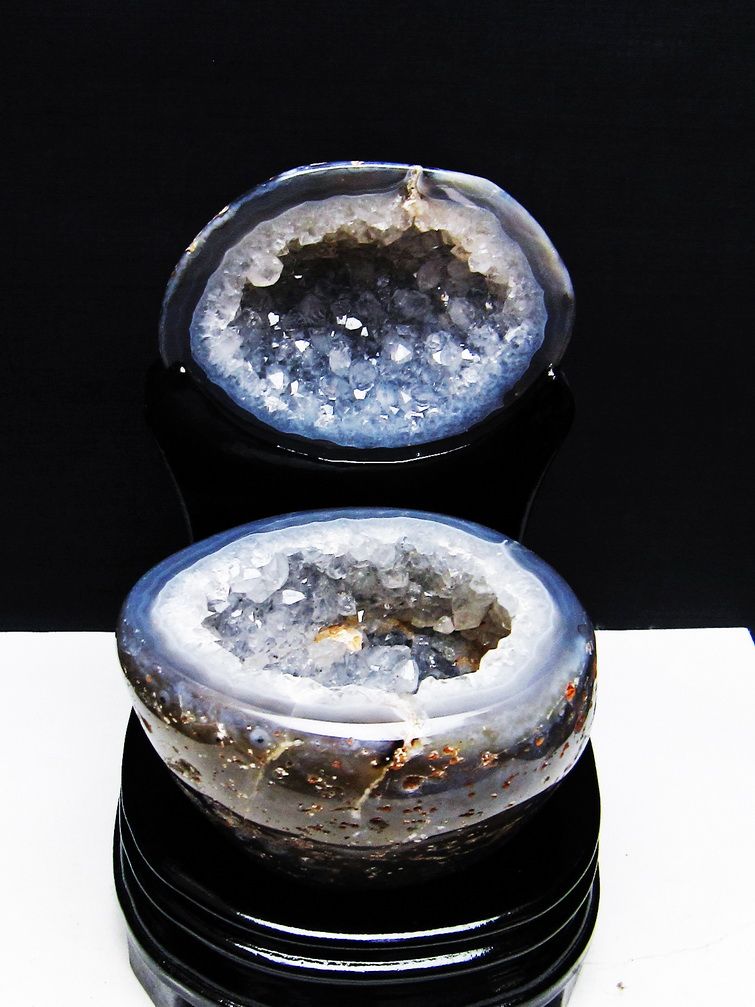 1.2Kg ペア水晶トレジャーメノウ [t604-7955] 1枚目