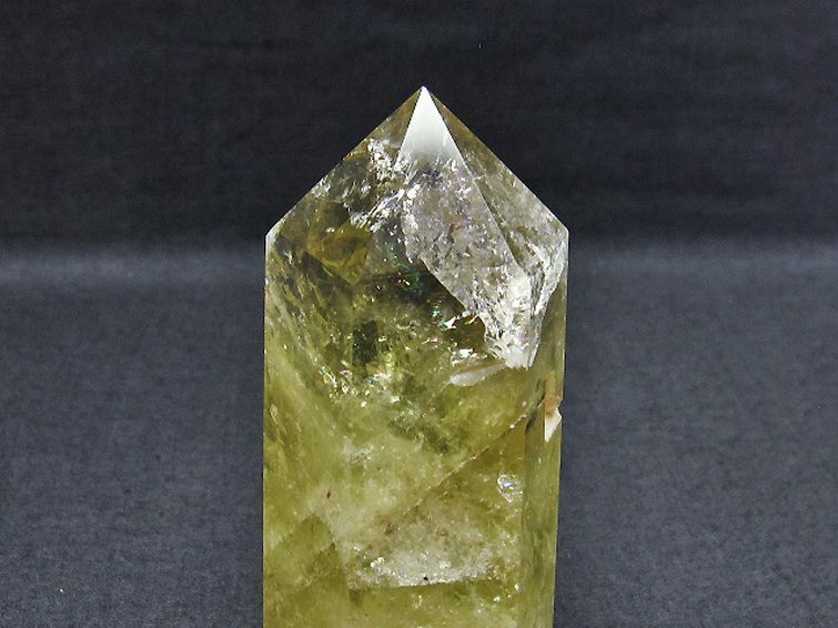 虹入り シトリン水晶ファントム 六角柱 [t61-12529] 3枚目