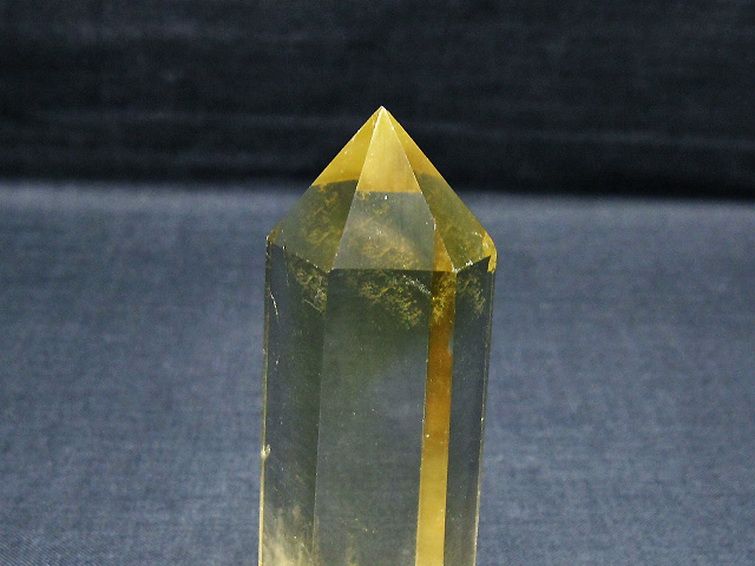 シトリン水晶 六角柱[T61-14095] 2枚目
