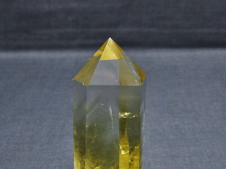 シトリン水晶 六角柱[T61-14138] 2枚目