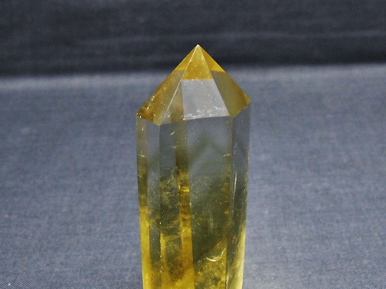 シトリン水晶 六角柱[T61-14138] 3枚目