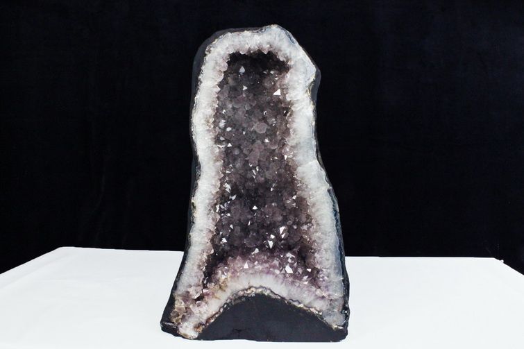 27.1Kg ブラジル産 アメジストドーム 同梱不可 t611-10448の説明