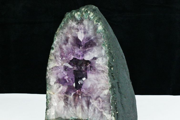 アメジストドーム　ブラジル産① 高品質]ブラジル産アメジストドーム（高さ約23.0cm） - 埼玉県吉川市の