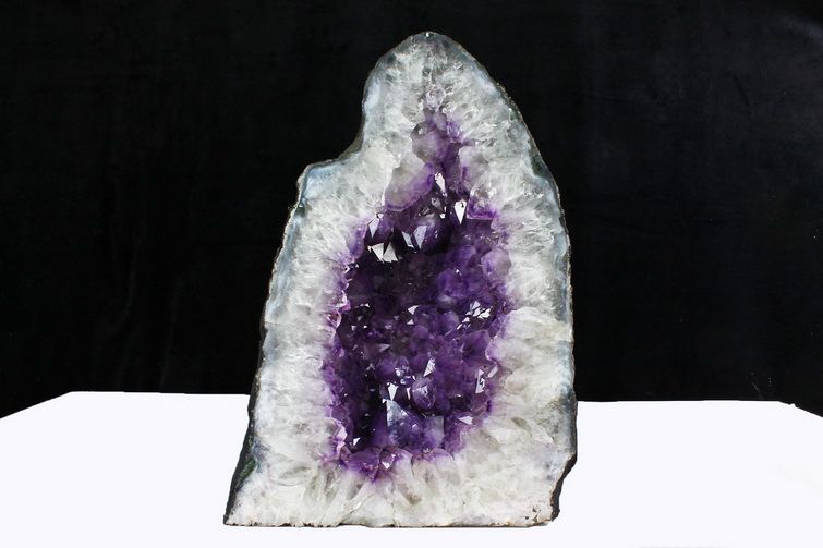 20.8Kg ブラジル産 アメジストドーム 同梱不可 [t611-10537]