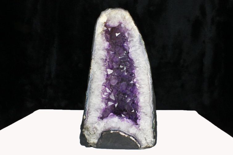 7.7Kg ブラジル産 アメジストドーム [t611-10548]