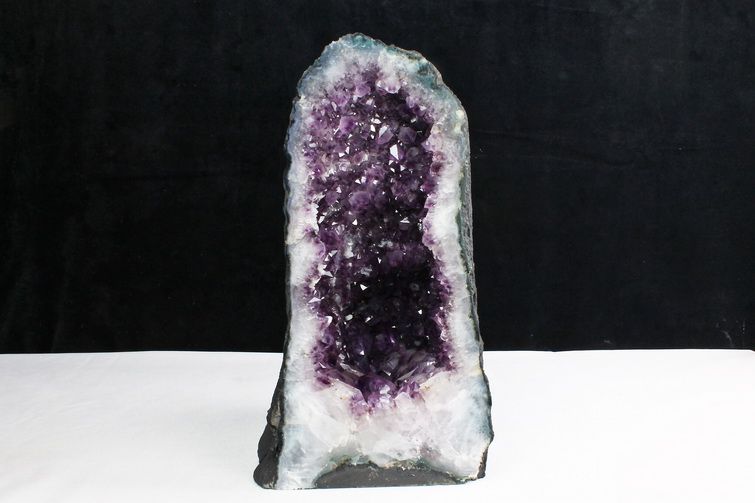 14.3Kg ブラジル産 アメジストドーム 同梱不可 [t611-10570]