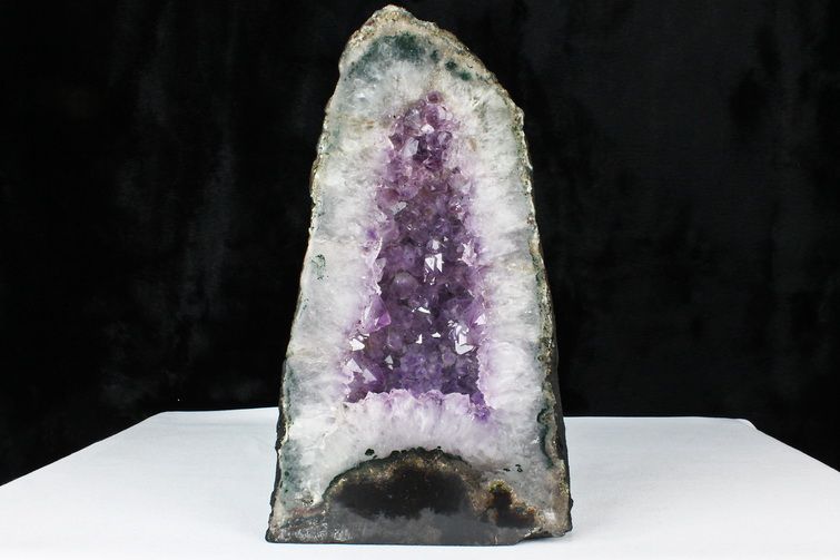 5.9Kg ブラジル産 アメジストドーム [t611-10589]