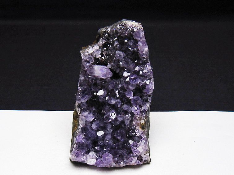 ウルグアイ産 アメジストクラスター [t614-9117] 1枚目