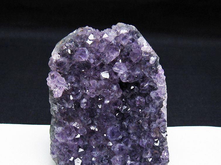 ウルグアイ産 ファントムアメジストクラスター [t614-9488]