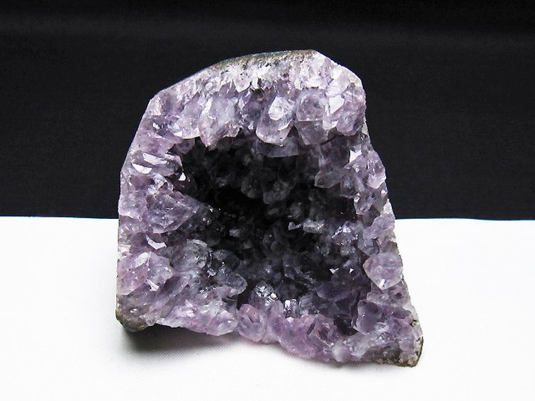 ウルグアイ産 アメジストクラスター [t614-9513] 1枚目